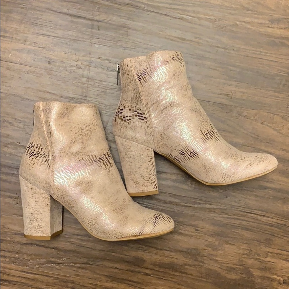 Very G Boa Booties